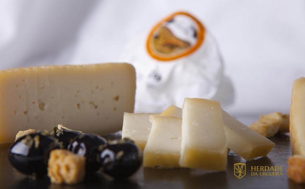 Herdade Da Urgueira Vale de Pousadas Luaran gambar